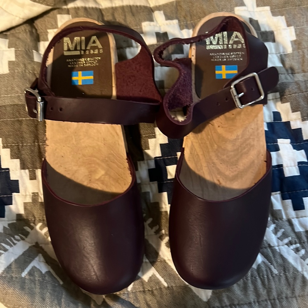 Mia Sofia Clogs